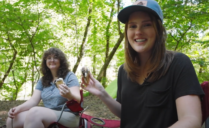 Kaelyn and Keara eating s'mores