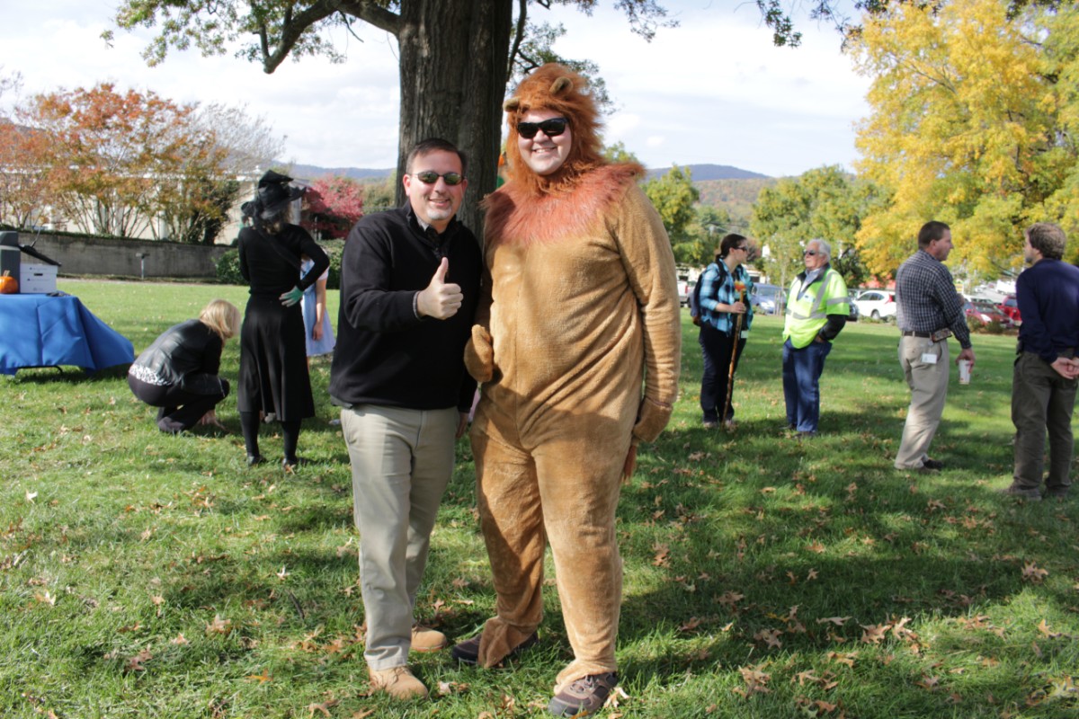 Ribbon Cutting 10/31/18