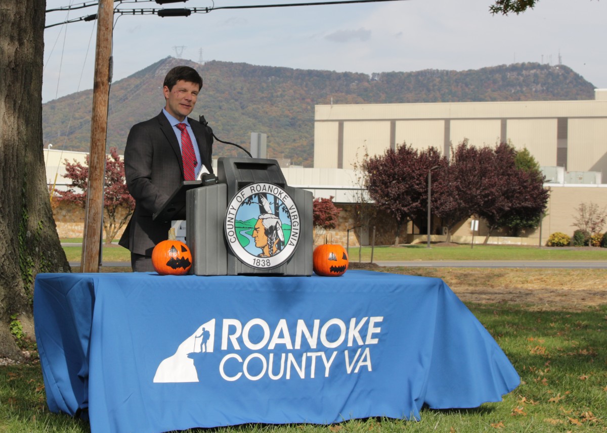 Ribbon Cutting 10/31/18